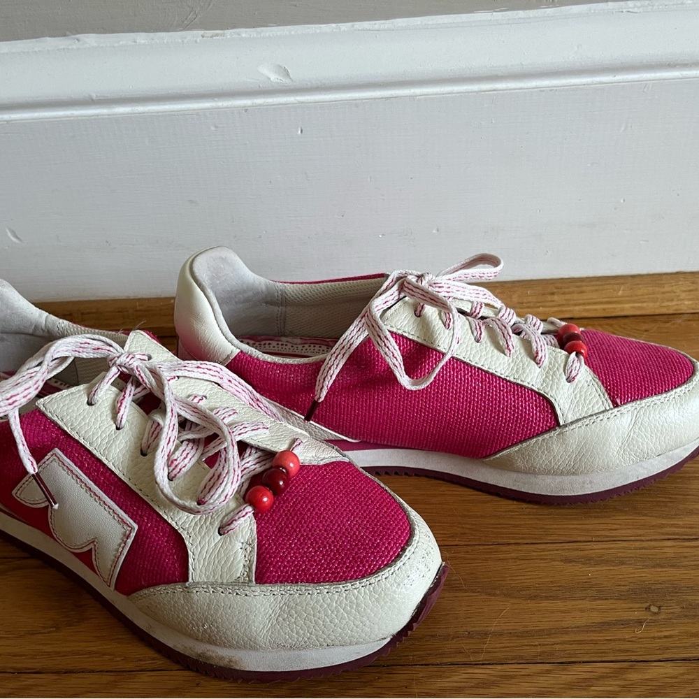 Stylish Pink and White Women's Sneakers